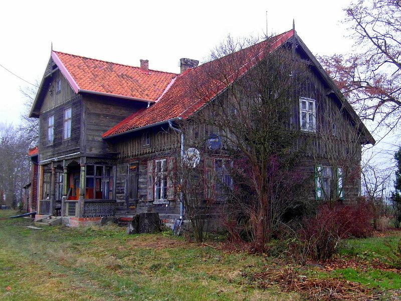 Dom żuławski- Tuja