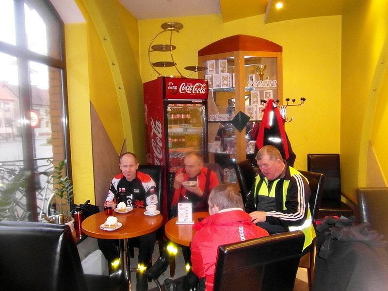 Kawa i ciacho w kultowej kawiarence- Nowy Staw