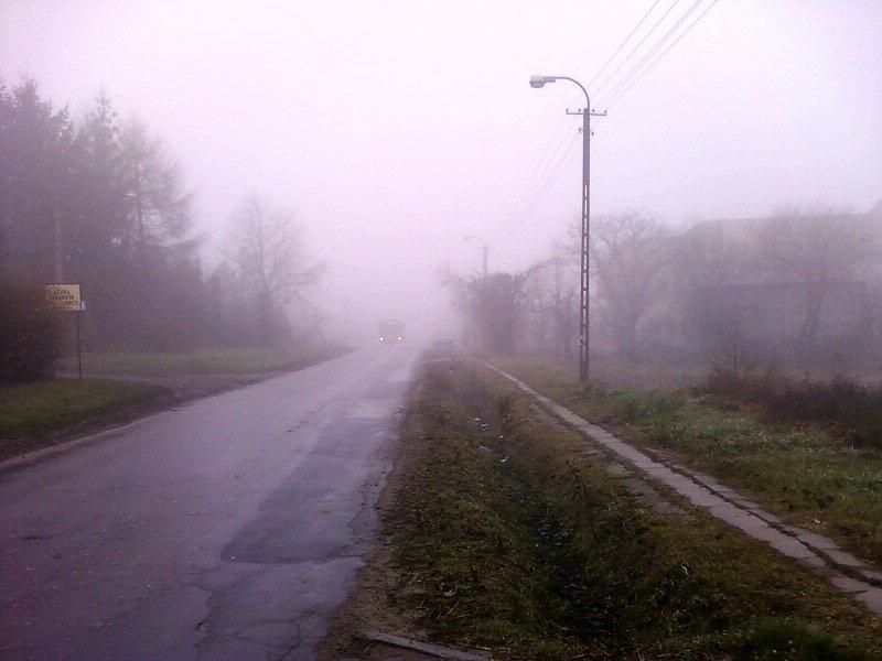 Mgła za miastem