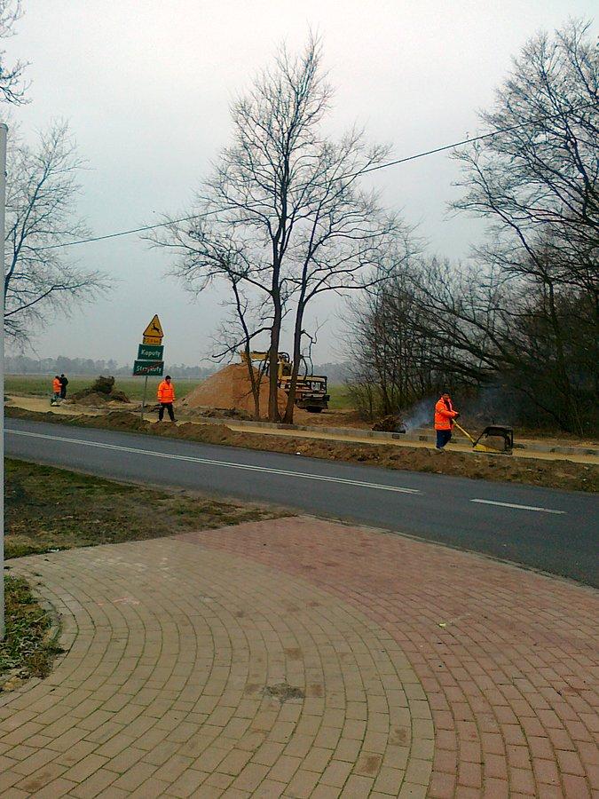 Teraz budują dalej do Umiastowa. Sporo już zrobili, widać dawno tędy nie jechałam