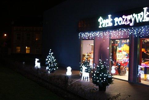 Dekoracje przed Galerią Bulwary