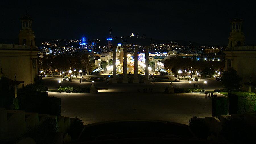 Nocny Plac Hiszpański