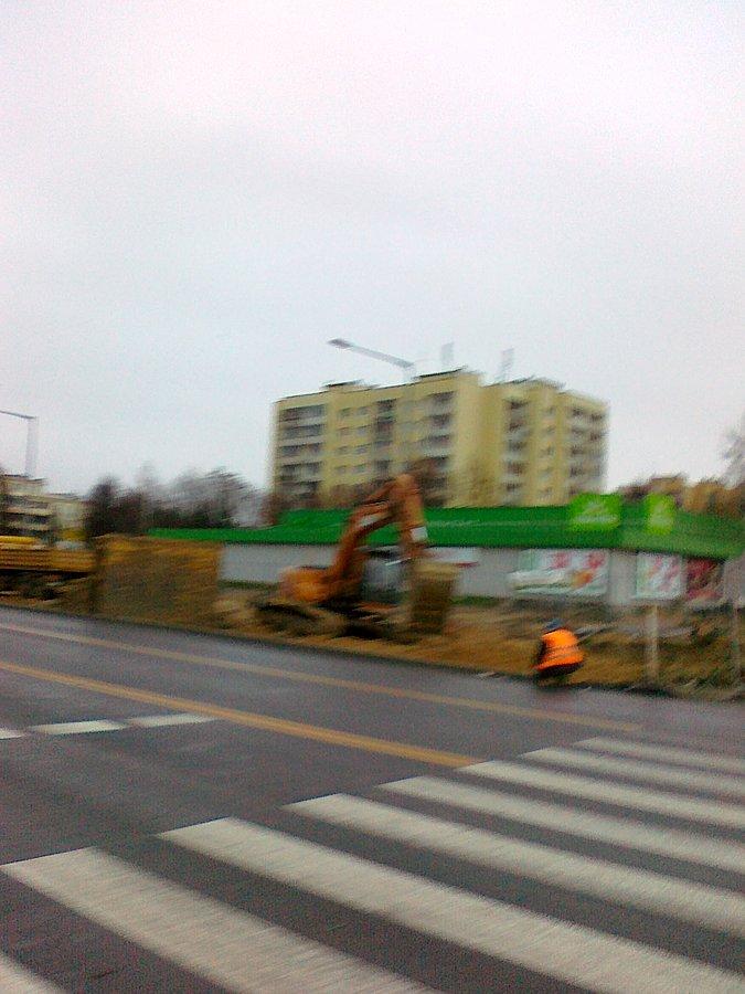 Po torach jeżdżą takie dziwne pojazdy