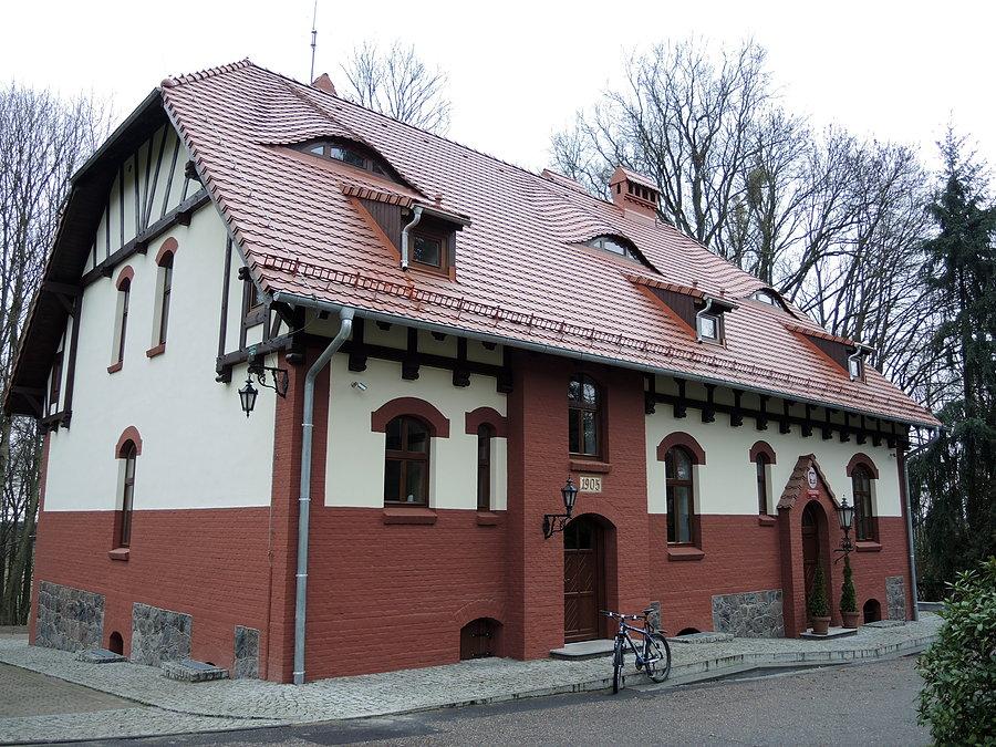 Siedziba główna Nadleśnictwa Sarbia - budynek z roku 1905
