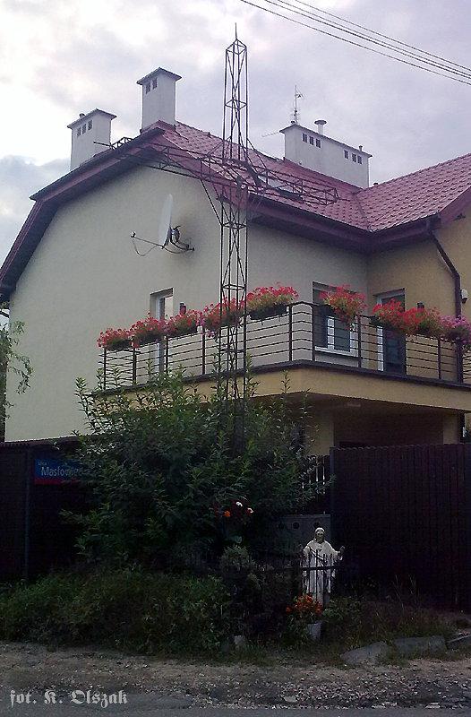 Krzyż przy Masłowieckiej