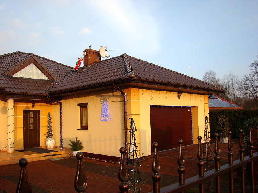 Grzepnica - świąteczne dekoracje za dnia efektów nie widzć - jeszcze za jasno