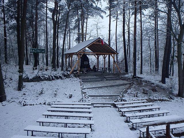 "Kaplica pod chmurką" w pobliżu Raciniewa