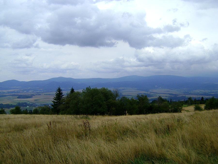Widok z Przełęczy nad Porębą