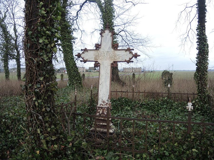 Białężyn - stary cmentarz