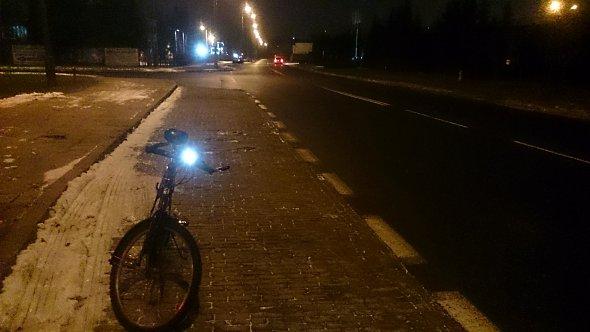 Rower nocą