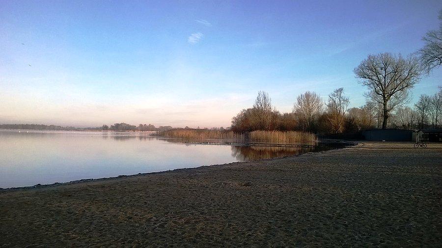 Jezioro Dąbie Małe - plaża