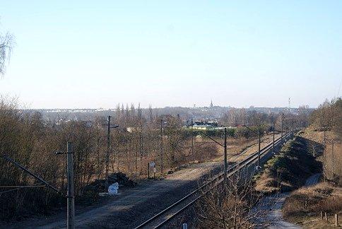 Widok na moje miasto, później mknę ścieżką w dół