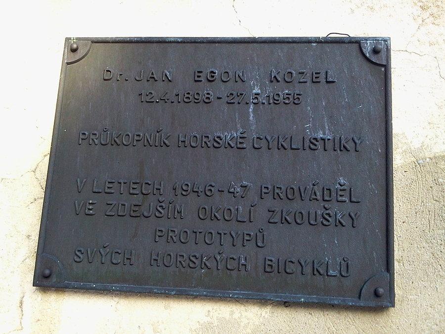 Dr Kozel