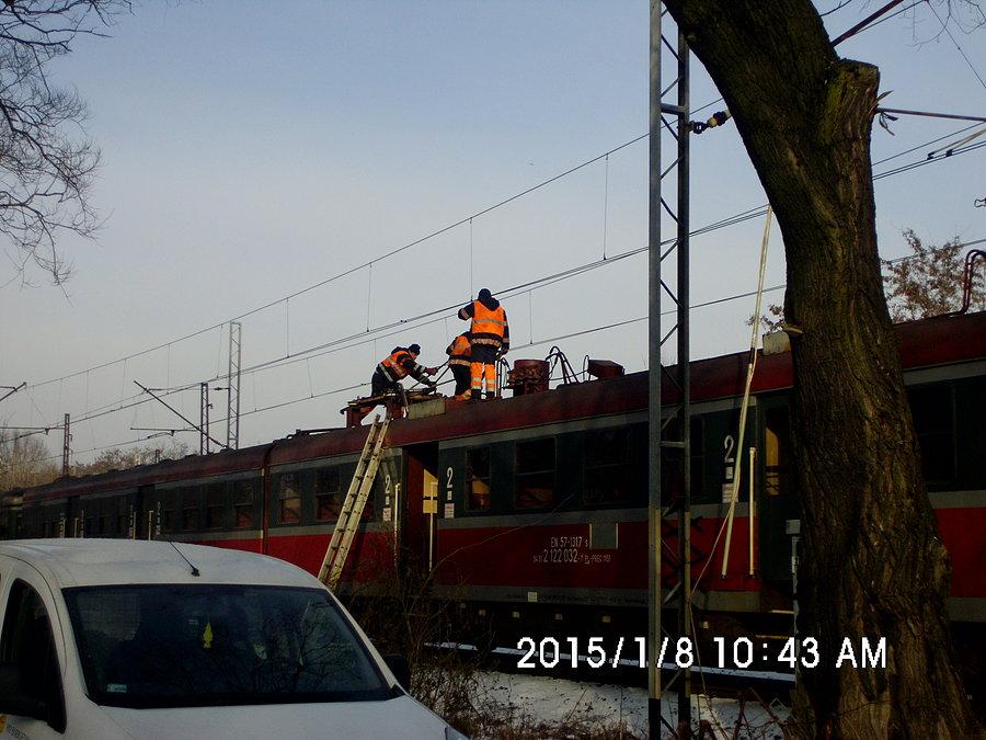 Usuwanie złamanego pantografu z IR 62122 Bolko pomiędzy Załężem a Katowicami