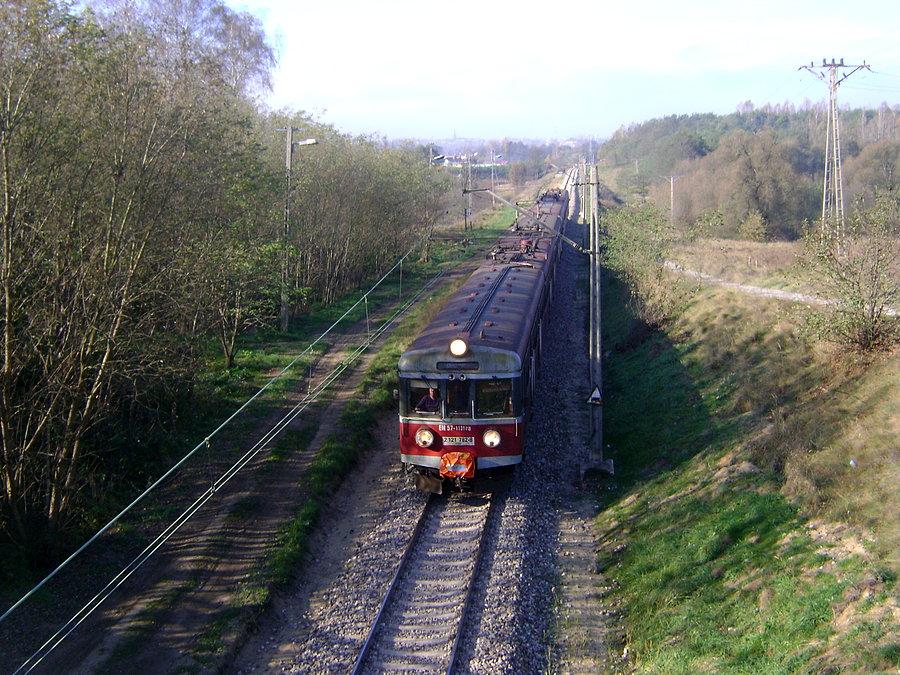 EN57-1131 mija PO Tomaszów Mazowiecki-Białobrzegi