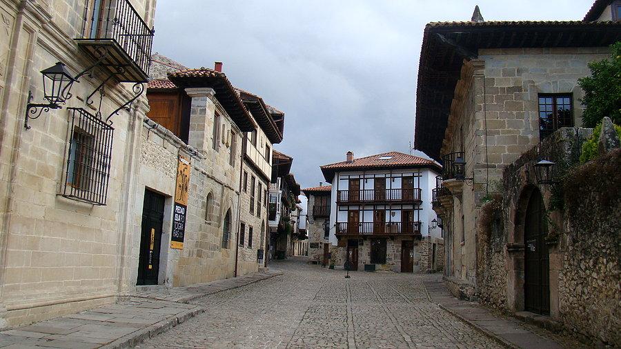 Santillana