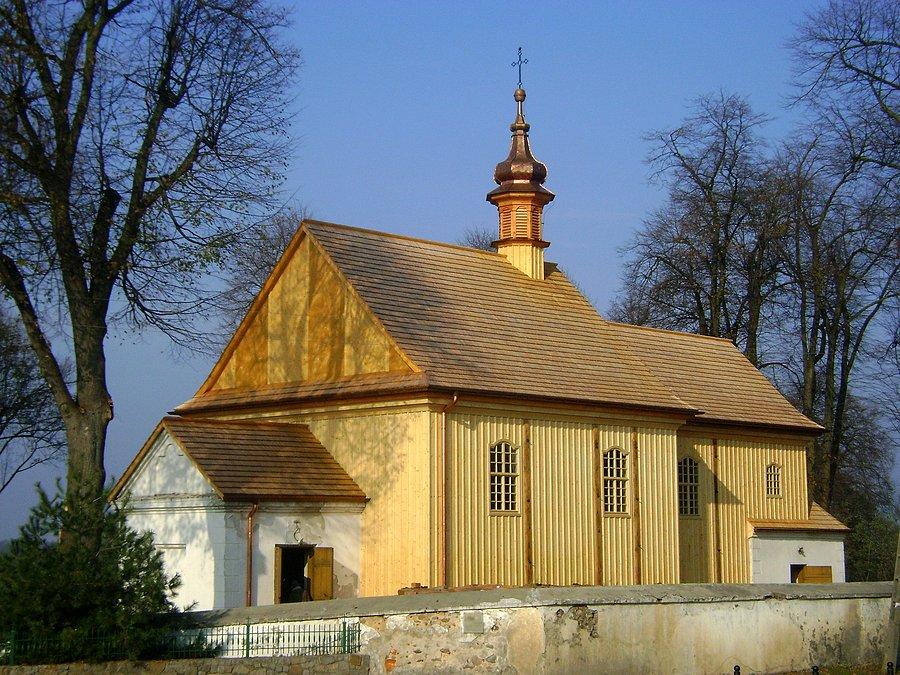 Kościół w Białobrzegach po renowacji