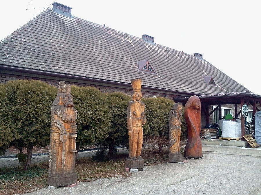 Galeria rzeźb w Górkach