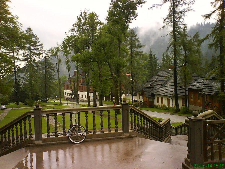 Najprawdopodobniej najwyżej położony park (sztuczny) w PL - Kuźnice, ok. 1000 m