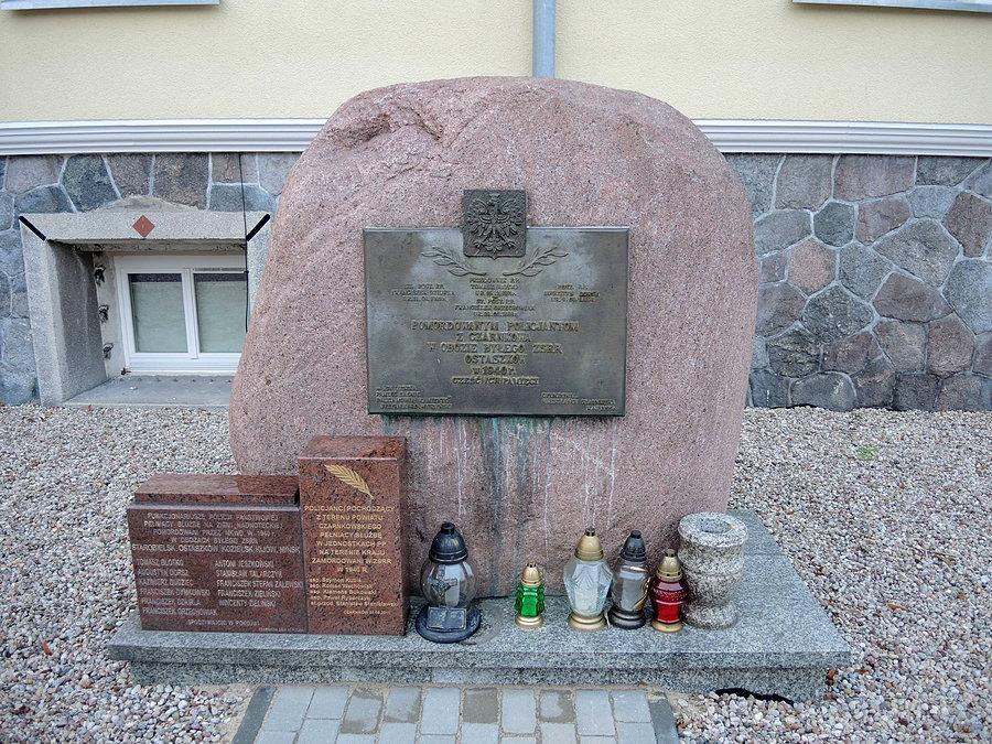 Pomnik pomordowanych policjantów z Czarnkowa