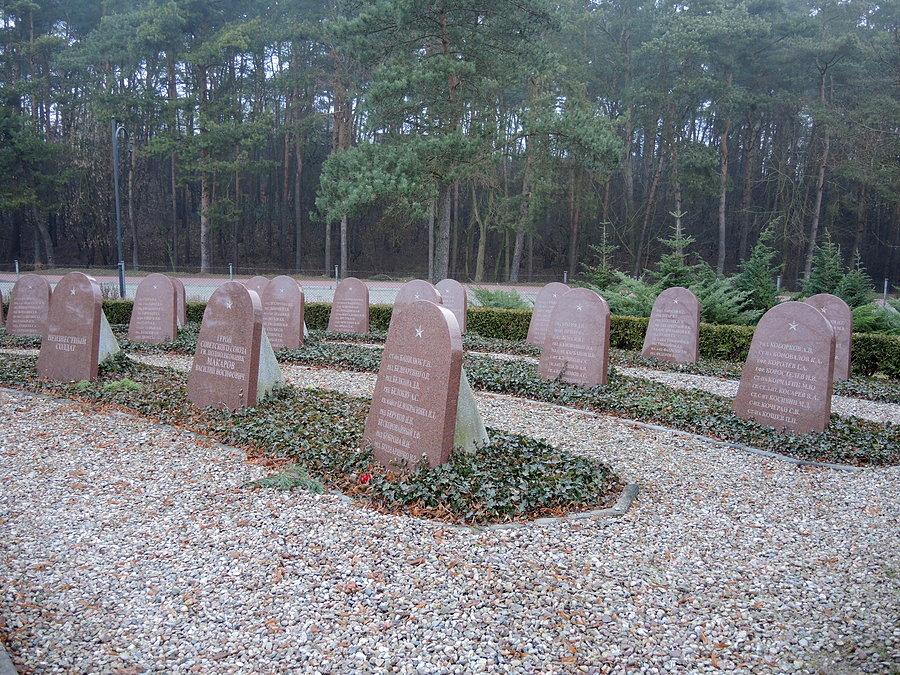 Mogiły żołnierzy Armii Czerwonej