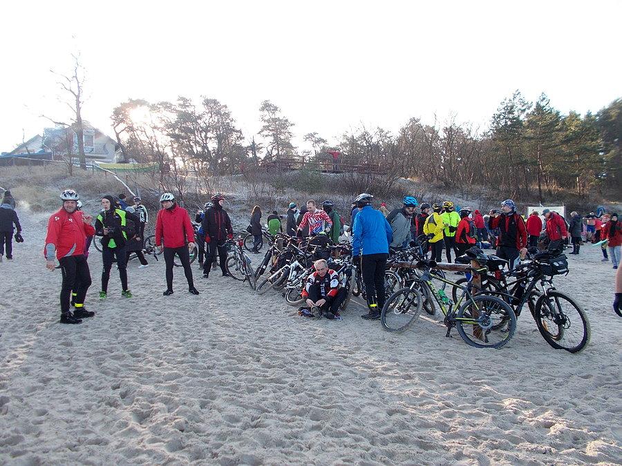 Akcja Stegna - rowerowa brać na plaży
