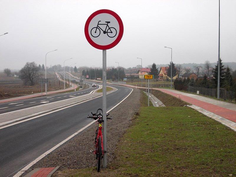 B-9 najbardziej nielubiany znak przez rowerzystów