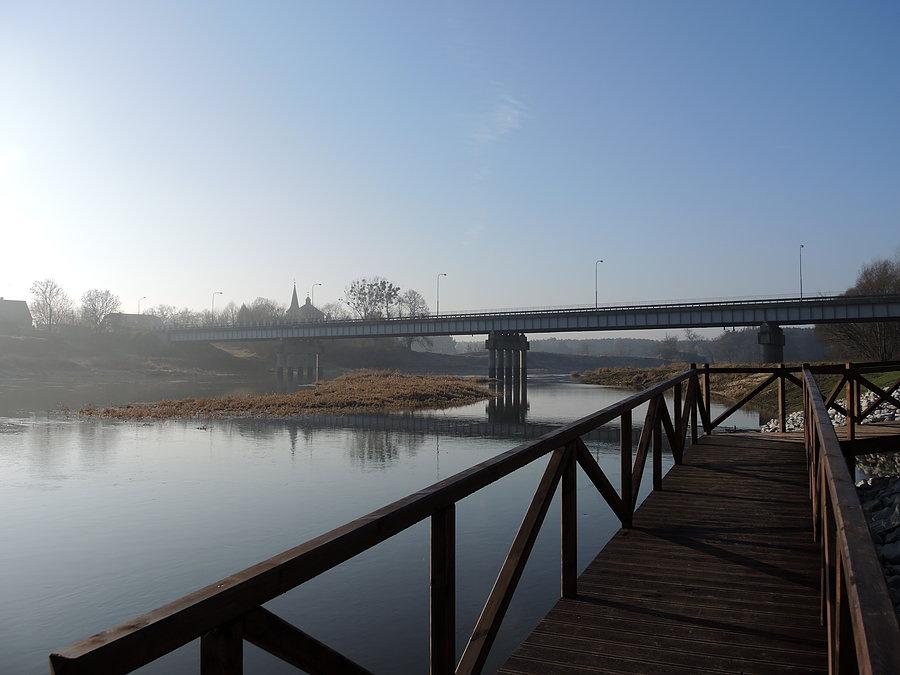 Widok na most drogowy nad Wartą