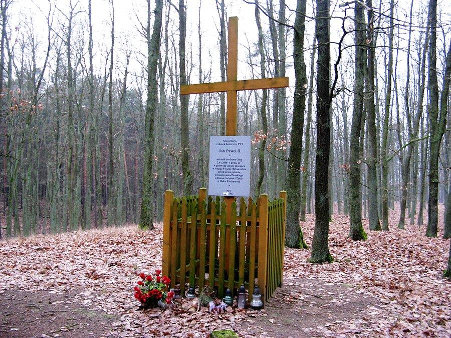 Krzyż poświęcony JPII