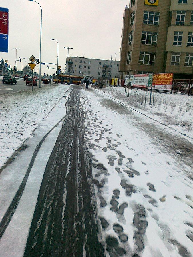 Tu na pewno nikt nie odsnieżał