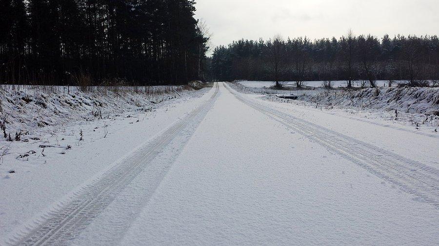 Niemal dziewicza droga do Młynków