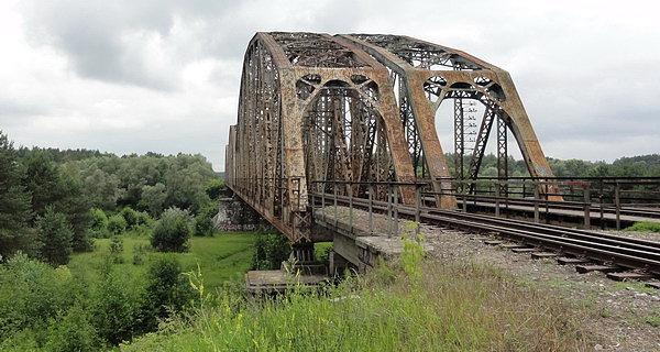 Dzisiejszy wpis jest monotematyczny i poświęcony jest okolicom stacji kolejowej Fronołów i mostowi na Bugu
