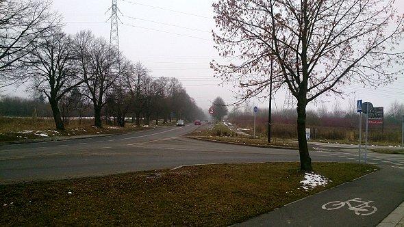 Droga w kierunku Bychawy
