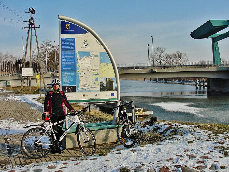 Zimowa wycieczka nad morze z Kasią - Jantar. Drewnica