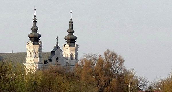 Wieże kościoła pw. Narodzenia Najświętszej Maryi Panny w Białej Podlaskiej