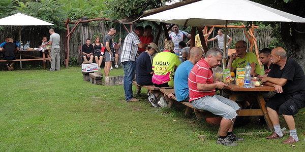 Posiłek regeneracyjny. II Maraton Rowerowy MTB Stykiem Granic