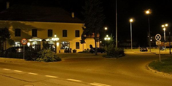 Hotel Skala mieszczący się w zabytkowym budynku dawnej straży pożarnej
