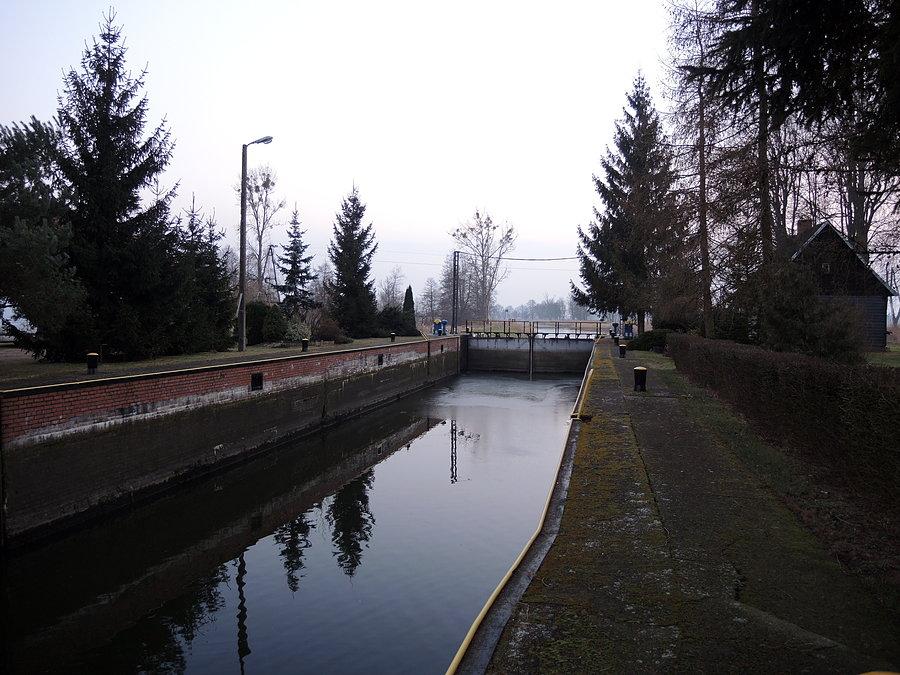 Wnętrze śluzy