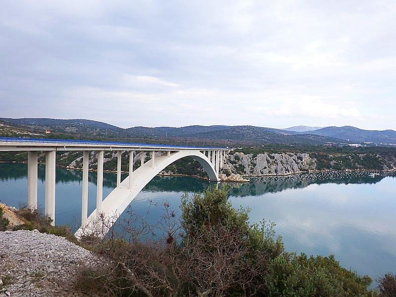 Most nad Krka