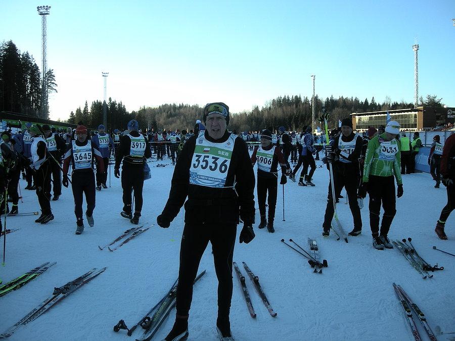 Stadion w Otepie (Estonia) - przed startem w 43 Tartu Maraton na dyst. 63km