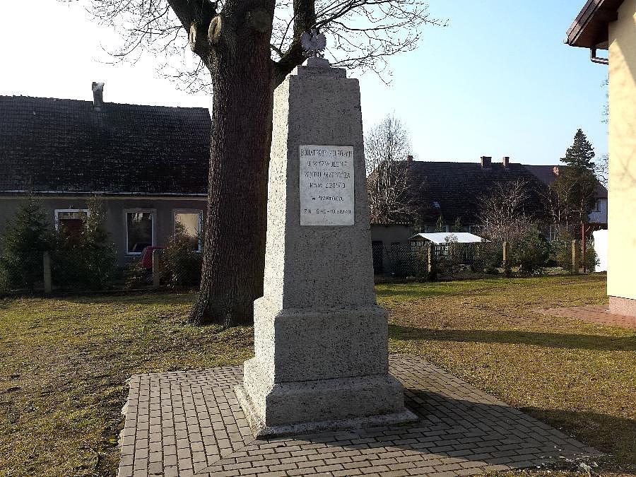 Bohaterom Poległym o Wyzwolenie Rejonu Przemocza
