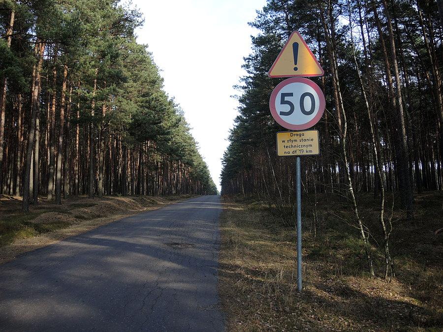 Droga w złym stanie technicznym na długości 19 km