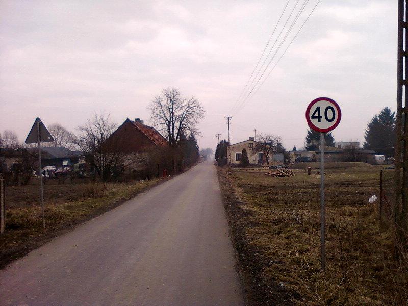 Nowy asfalt w Bechcicach