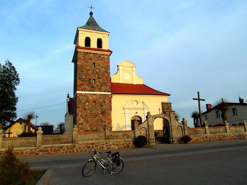 Kościół w miejscowości Czarnylas