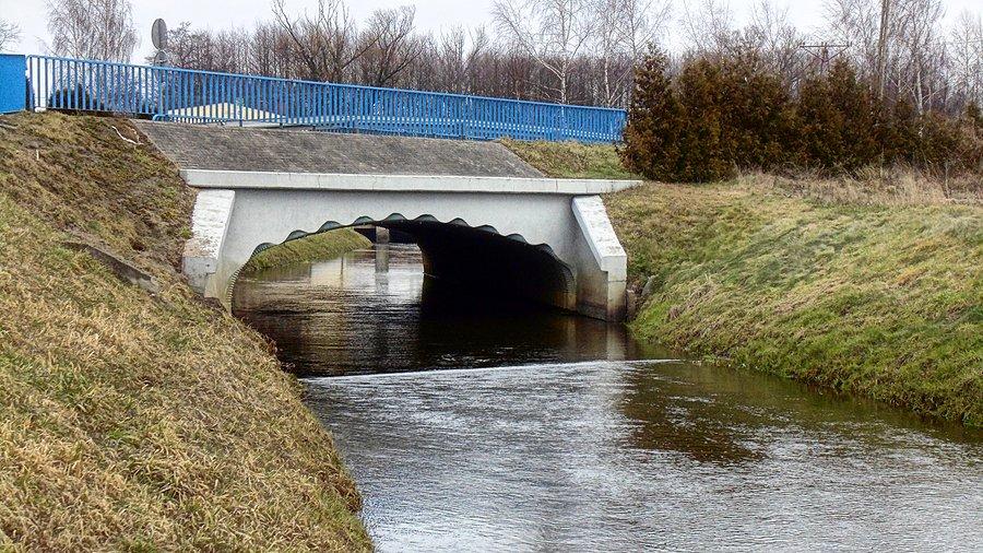 Most nad Krąpielą w Starchocinie