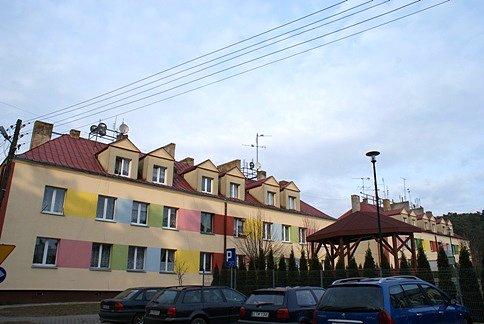 Kolorowe blokowisko na Osiedlu Niewiadów