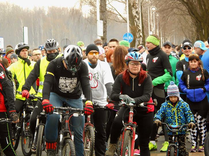 Bieg i jazda na rowerze dla Kacperka