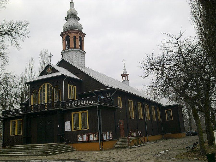 Drewniany kościół