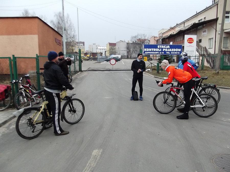 56 Alleycat Kosmiczne Jaja - start z ulicy Zagonowej