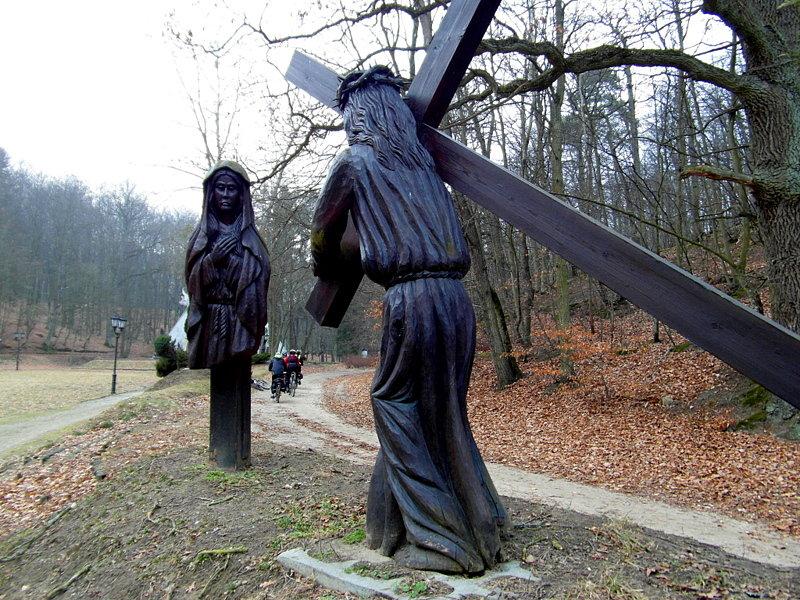 Figury drogi krzyżowej